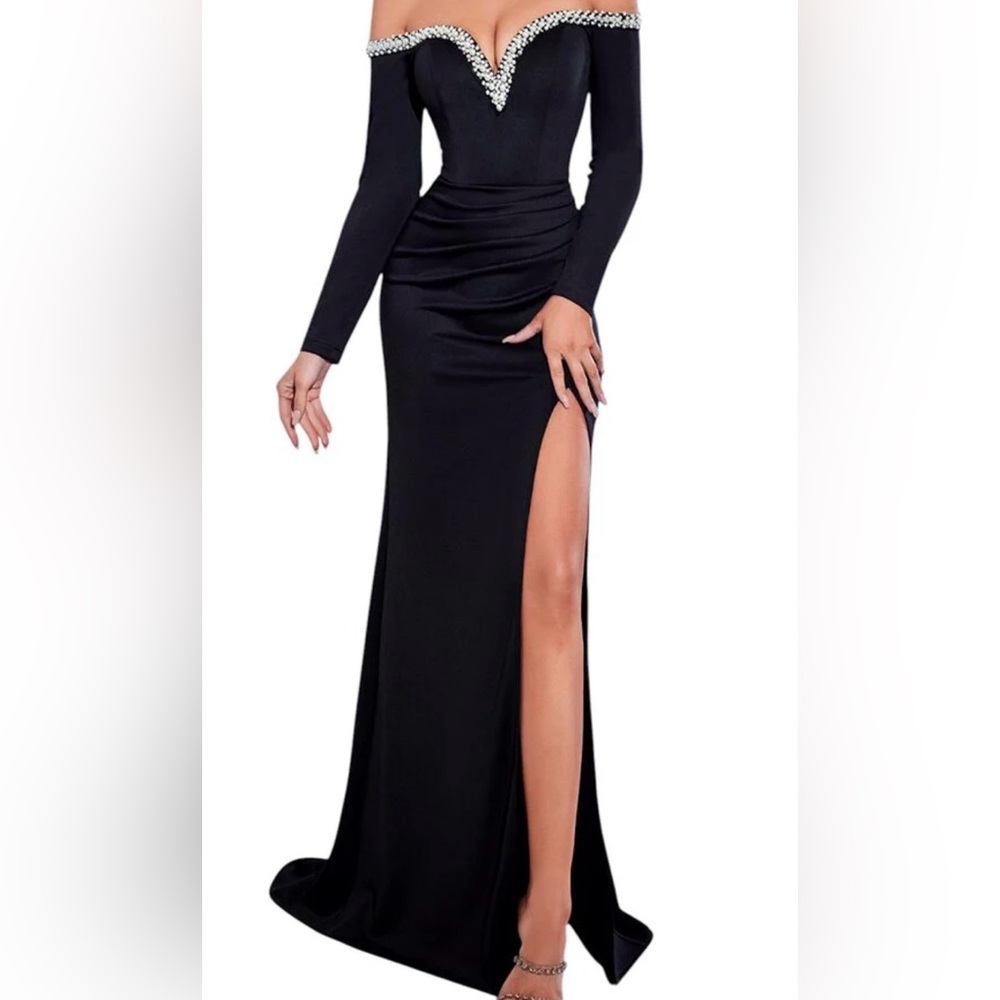 Cadyce Elegant Black Evening Gown With Faux Pearls and Rhinestones Details XS - Picture 15 of 15
